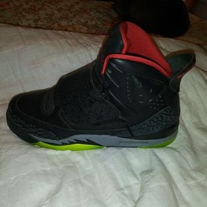 Size 5 jordons never been worn brand new